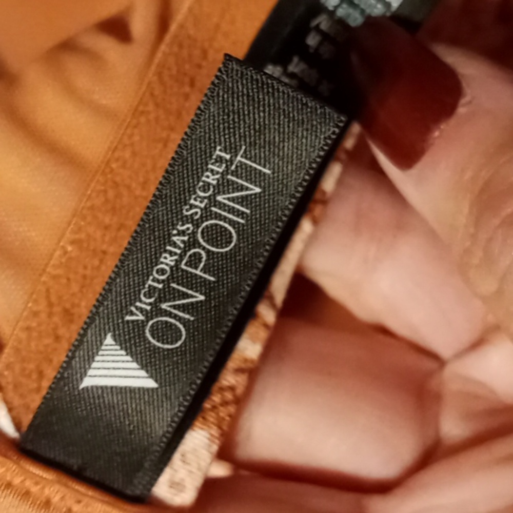 NWOT Victoria's Secret 36DD On Point Terra Cotta Wirefree Racerback Sports Bra - Picture 11 of 12